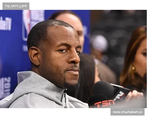 NBA场边也有“气氛组”?看看他们如何让空荡荡的球场燥起来 NBA场边也有“气氛组”?看看他们如何让空荡荡的球场燥起来